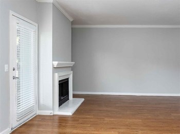 1947 Larkspur Drive 1-3 Beds Apartment for Rent - Photo Gallery 6