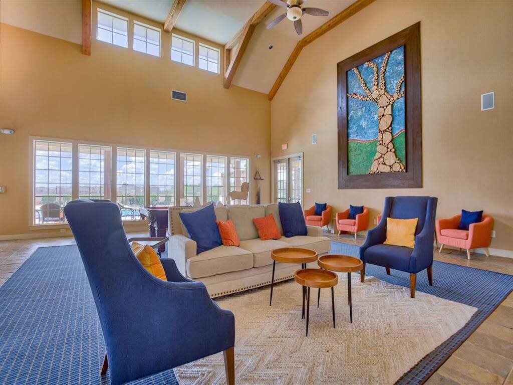 Oak Hollow Apartments