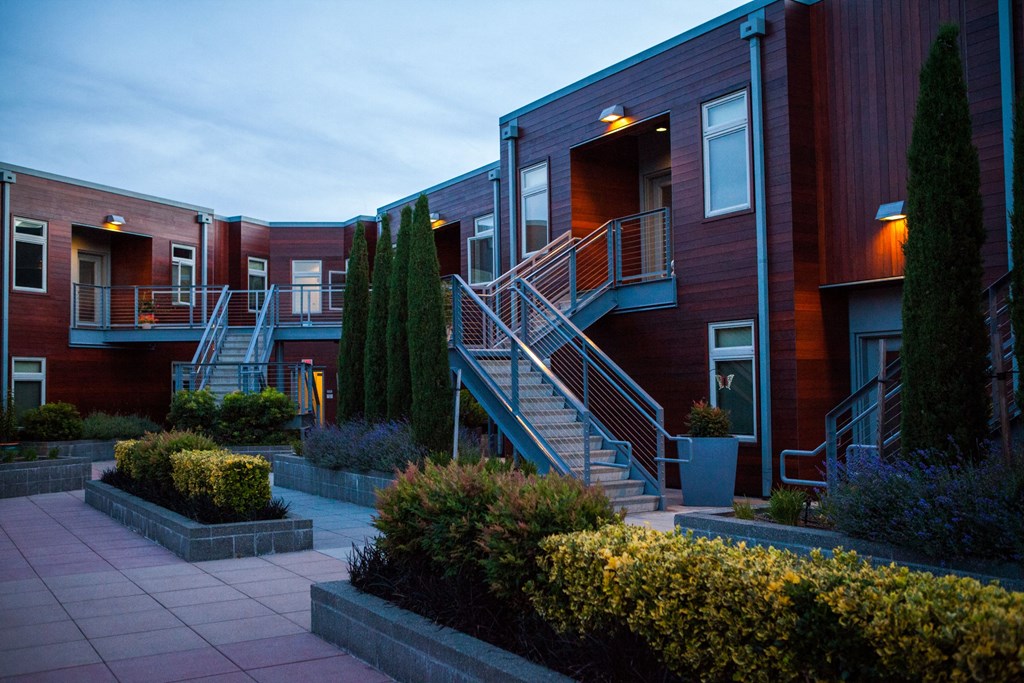 the building where the hotel is located