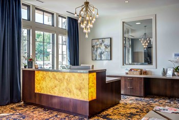 Clubhouse with gourmet kitchen and private dining room - Photo Gallery 22