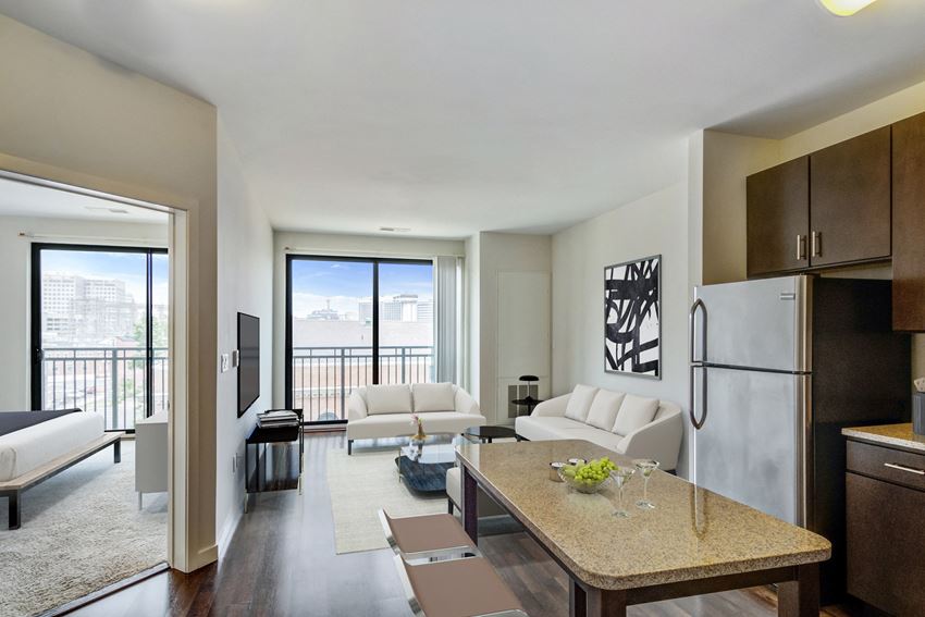 living room with balcony - Photo Gallery