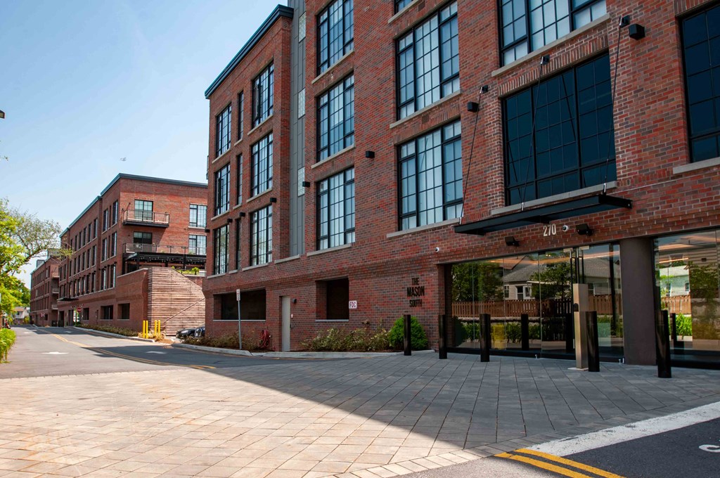 the building in which the hotel is located