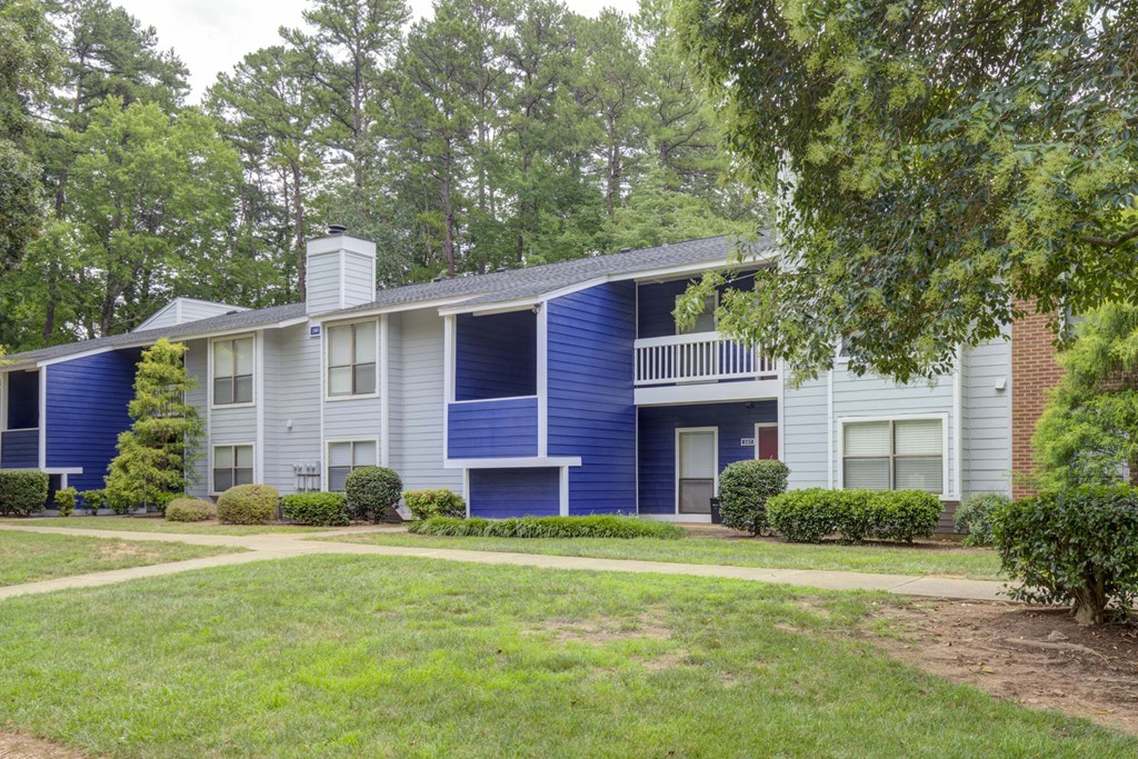 the timbers raleigh nc apartments for rent apartment building exterior with blue and gray painted siding