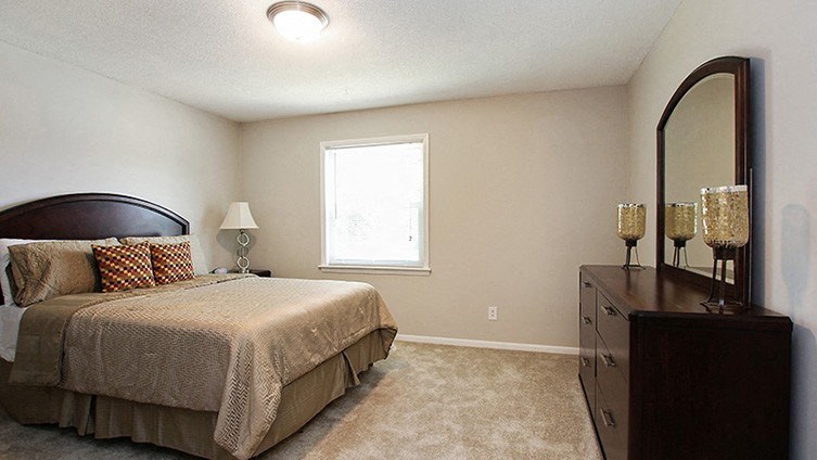 Bedroom at pet-friendly Estuary apartments in Atlanta, GA 30341, near Chamblee and Brookhaven.