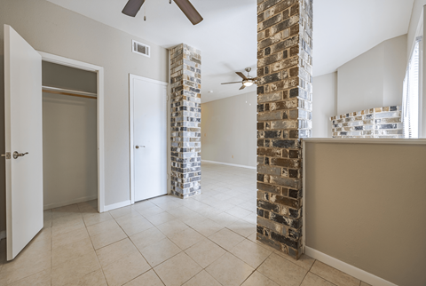 717 Hill Country Dr. Studio-2 Beds Apartment for Rent