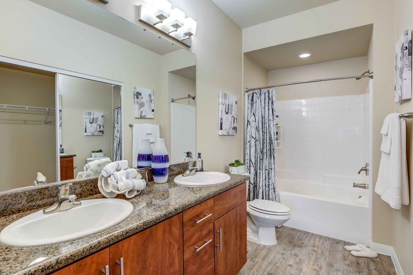 bathroom with double sink - Photo Gallery