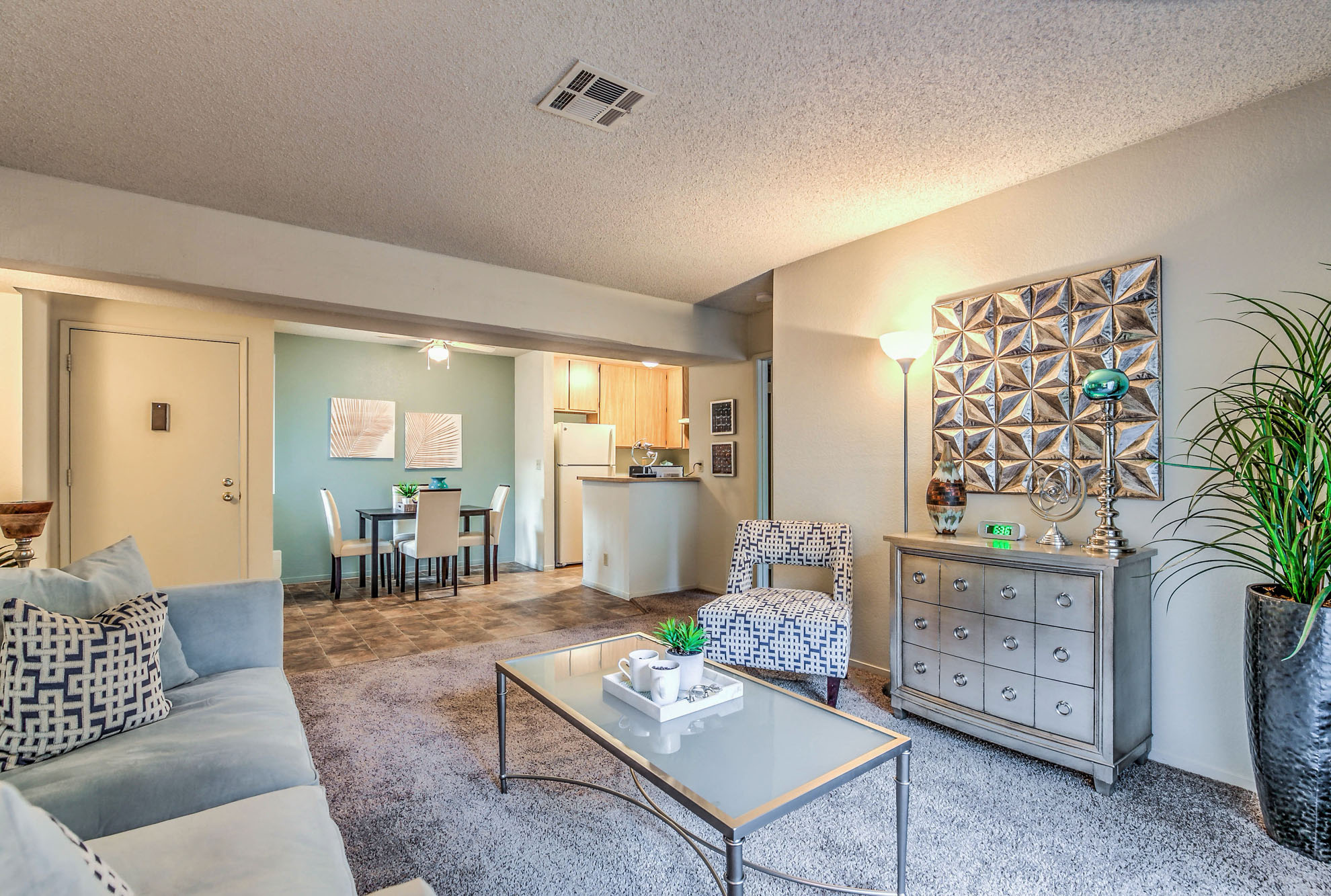 dining area with view to kitchen