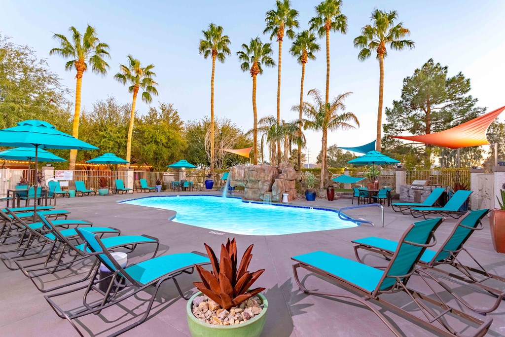 the swimming pool at the resort at turf