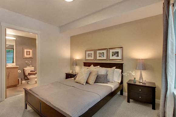 bathrooms connected to bedrooms