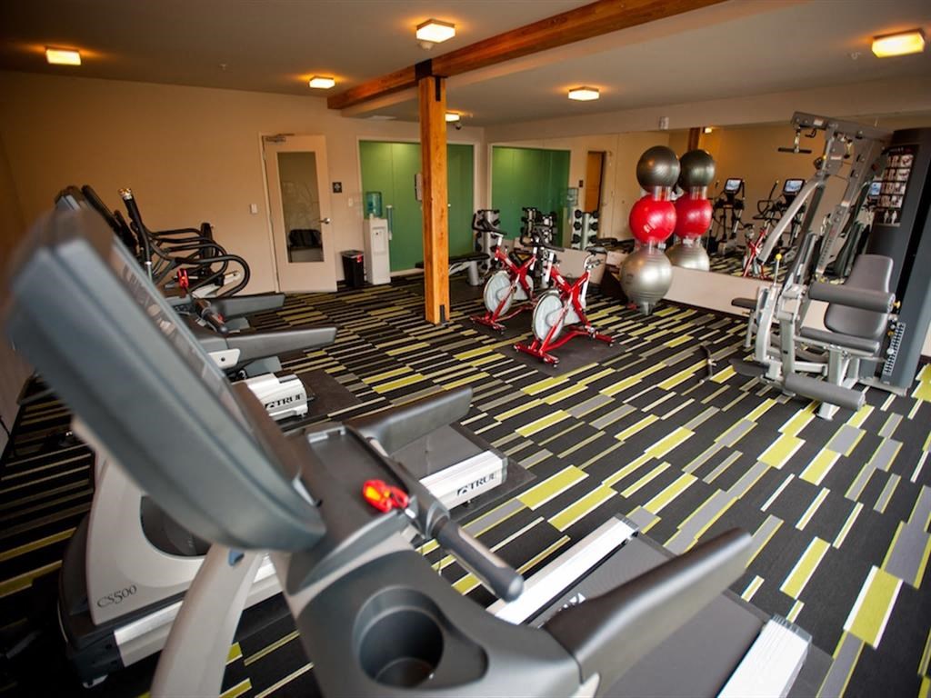 24 Hour Fitness Center