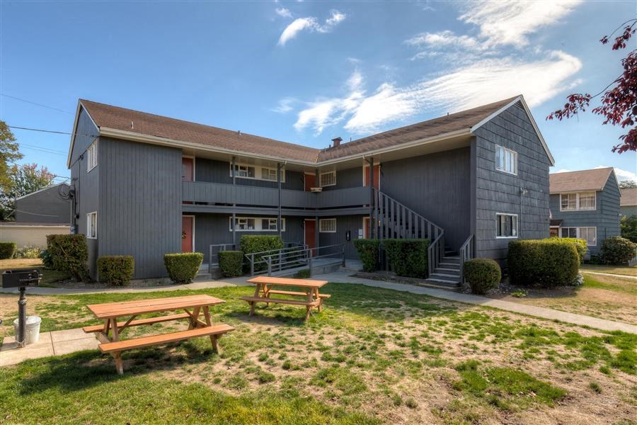 Northgate Apartments, 11060 NE 2nd AVE, Seattle, WA RentCafe