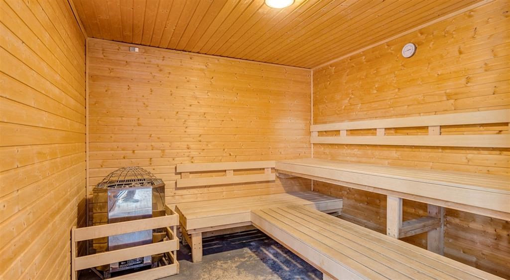 Spokane Apartments for Rent - Canyon Bluffs - Spacious Wood Sauna