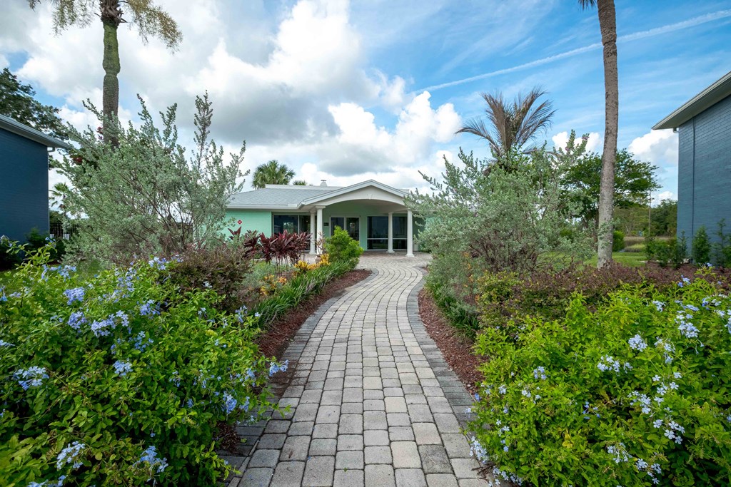 Pet Friendly Apartments in Jacksonville, FL – The Marley at Trout River – Leasing Office