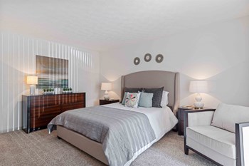 8601 Roberts Dr 1-3 Beds Apartment for Rent - Photo Gallery 5