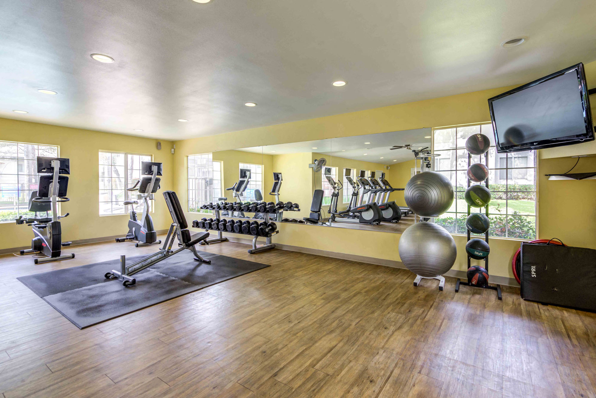 Waterstone At Murrieta Apartments