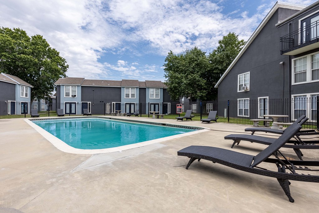Westchase Apartments in Harvey LA photo of resort style pool