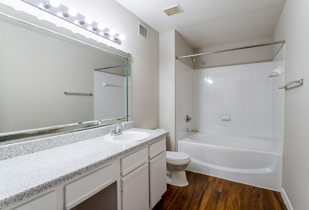 Pet-Friendly Apartments in Houston, TX – Westchase Forest – Photo of bathroom with long vanity