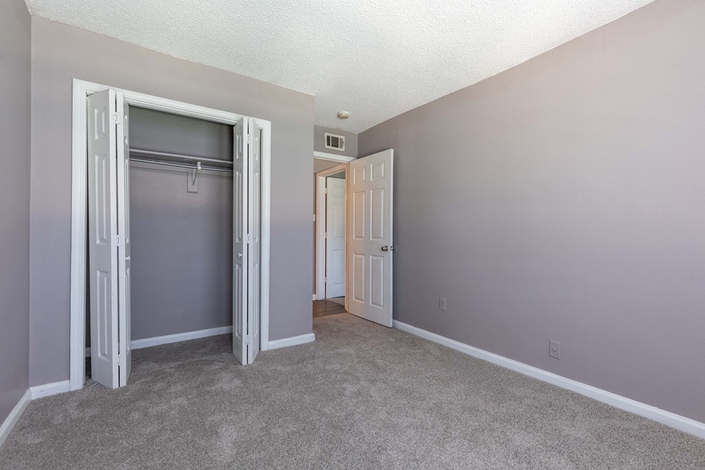 Westchase Apartments in Harvey LA photo of