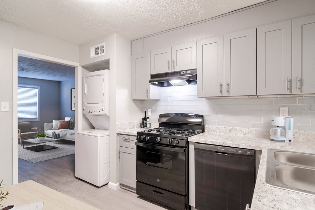 Westwood Glen apartments in Atlanta Georgia photo of kitchen