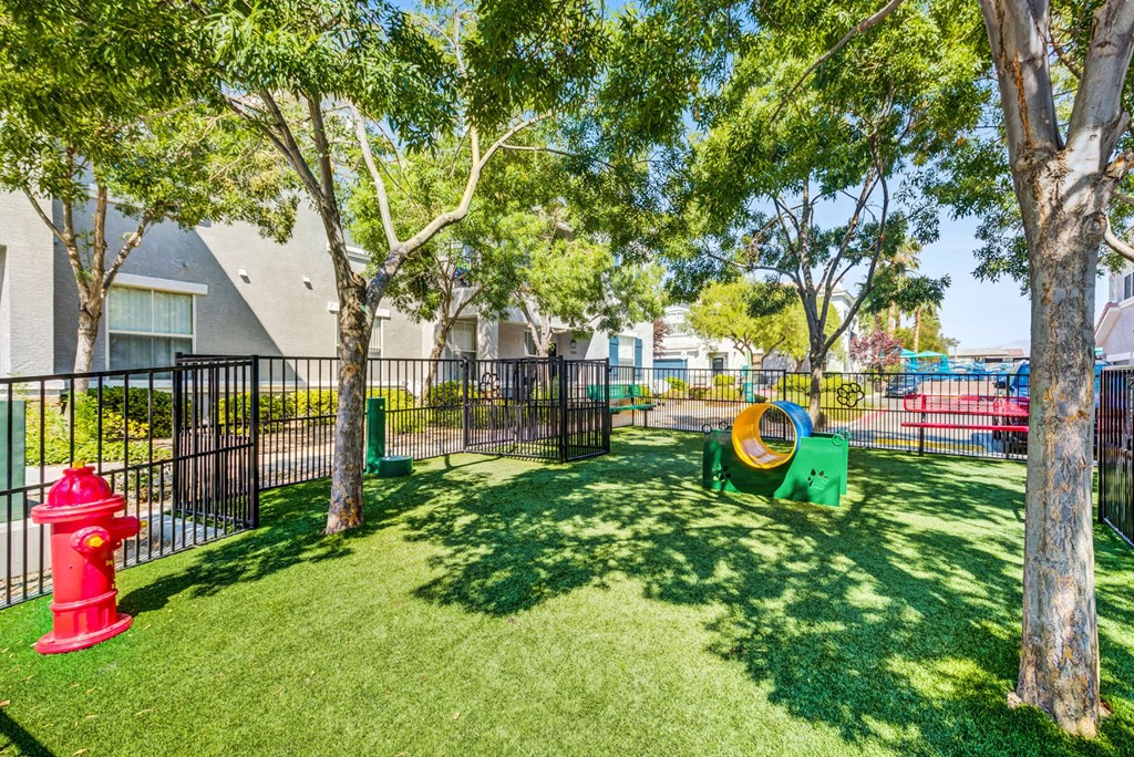 Willows at Town Center Dog Park