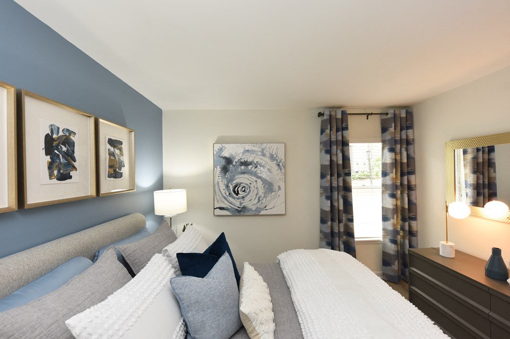 Spacious bedroom in 1 bedroom apartment at Vetra West End Nashville TN