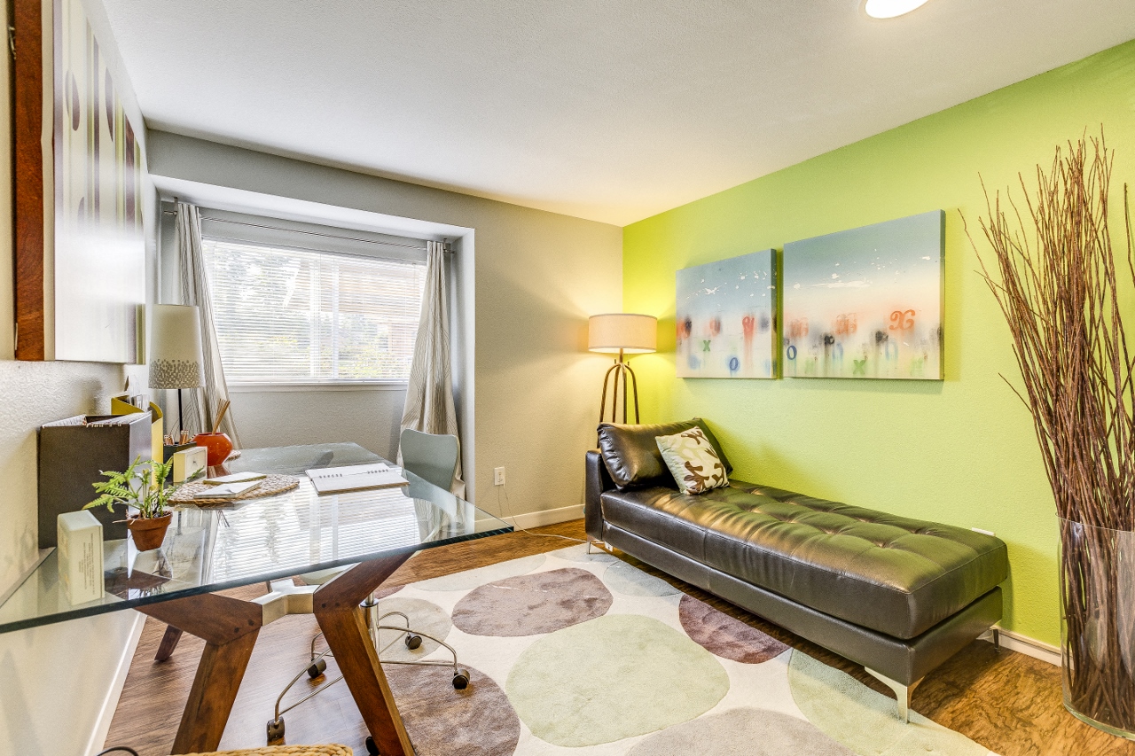 Living Room at MonteVista, Beaverton, 97007