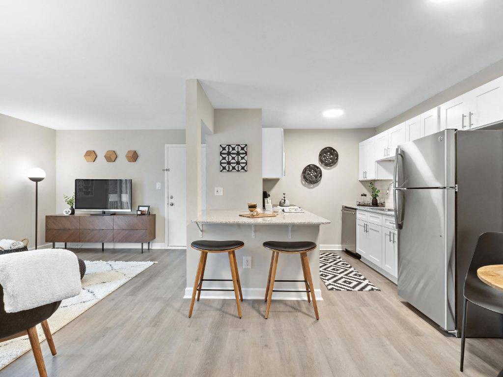 Kitchen with Center Island