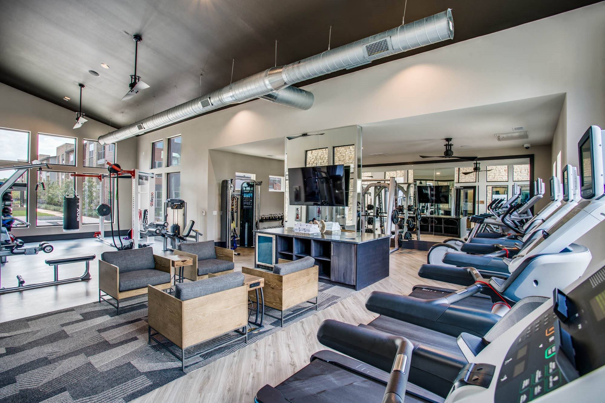 Apartments in Grand Prairie, TX Waters Edge at Mansfield