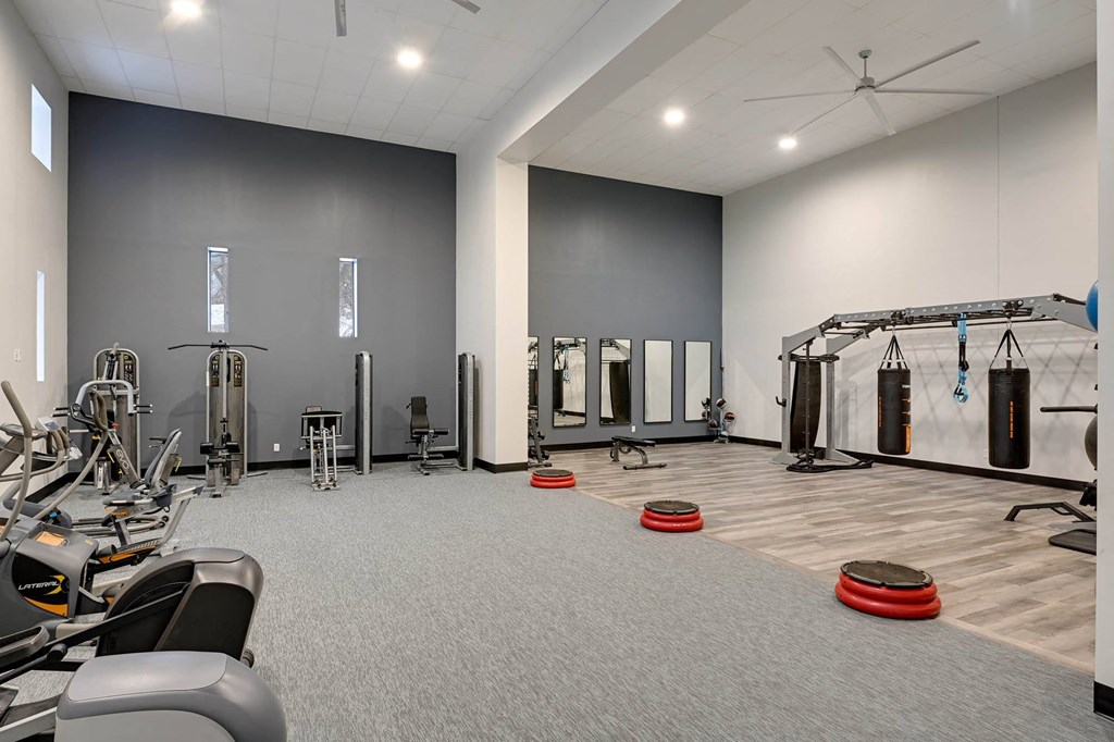 Stratford Wood Apartments and Townhomes in Minnetonka, MN Photo of state-of-the-art fitness center