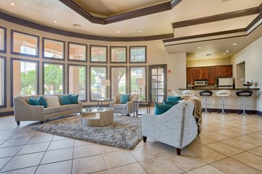 6703 82Nd St 1-3 Beds Apartment for Rent