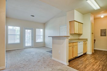 6703 82nd St 1-3 Beds Apartment for Rent - Photo Gallery 18