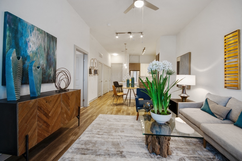 Domain At The One Forty