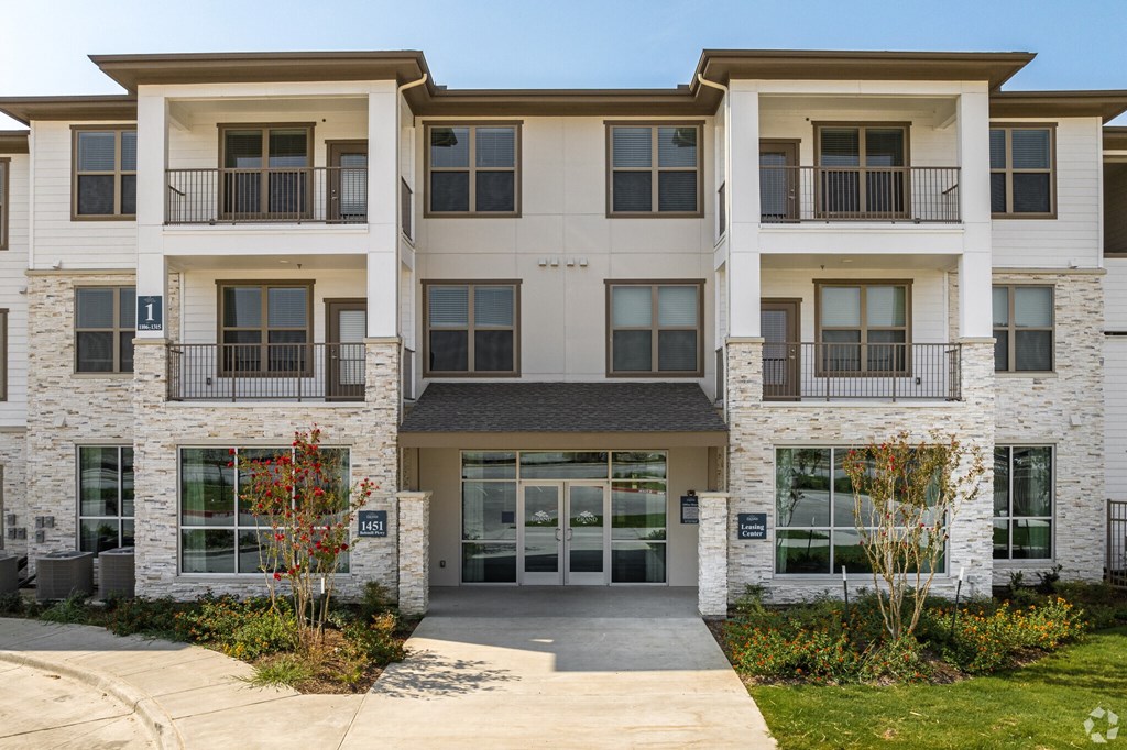 Grand at Saginaw Leasing Center take a look at our property gallery to see what we have in store for you in the