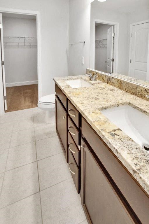 Harris Trail Luxury Townhomes for rent Richmond Hill, GA photo of bathroom with double vanities