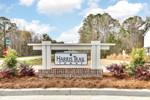 Harris Trail Luxury Townhomes for rent Richmond Hill, GA photo of monument sign