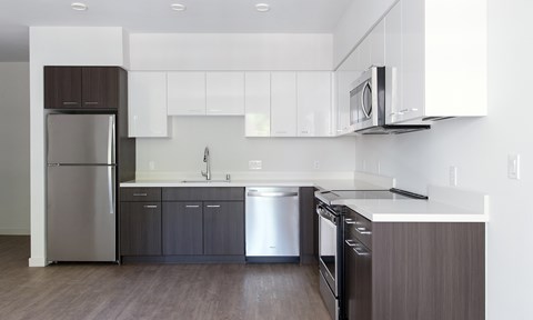 570 21St Street Studio-2 Beds Apartment for Rent