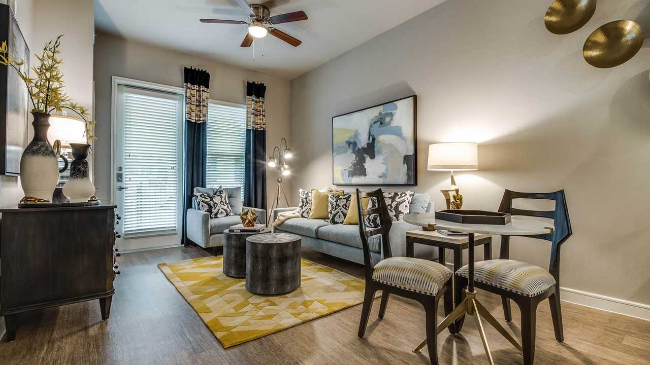 Capitol At Stonebriar