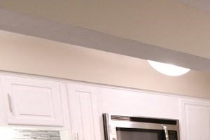 dining area with view to kitchen - Photo Gallery 3