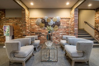 clubhouse seating area - Photo Gallery 12