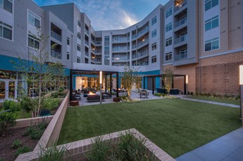 8010 Gramercy Blvd Studio-2 Beds Apartment for Rent - Photo Gallery 4