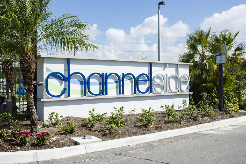 Channelside apartments in Fort Myers, Fl photo of monument sign for property