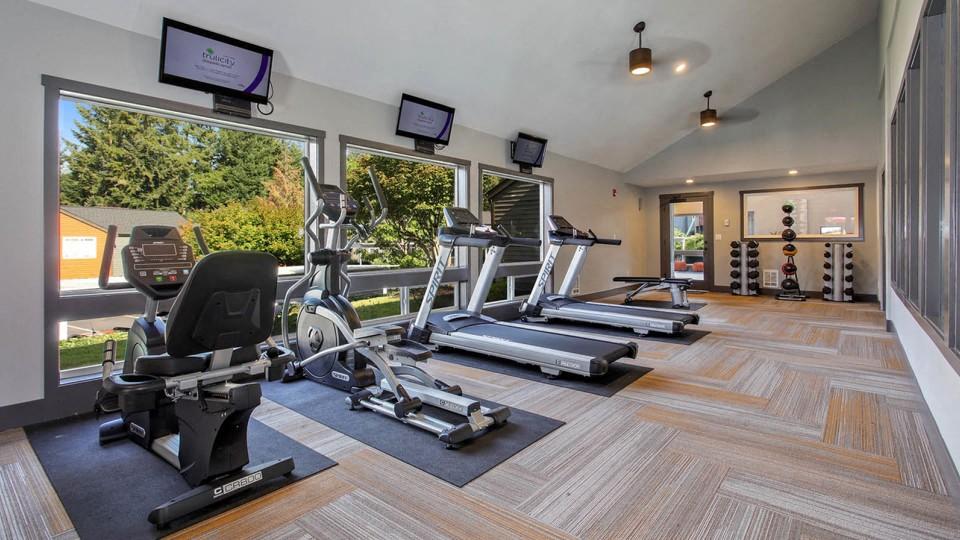 fitness center- free weights, cardio machines