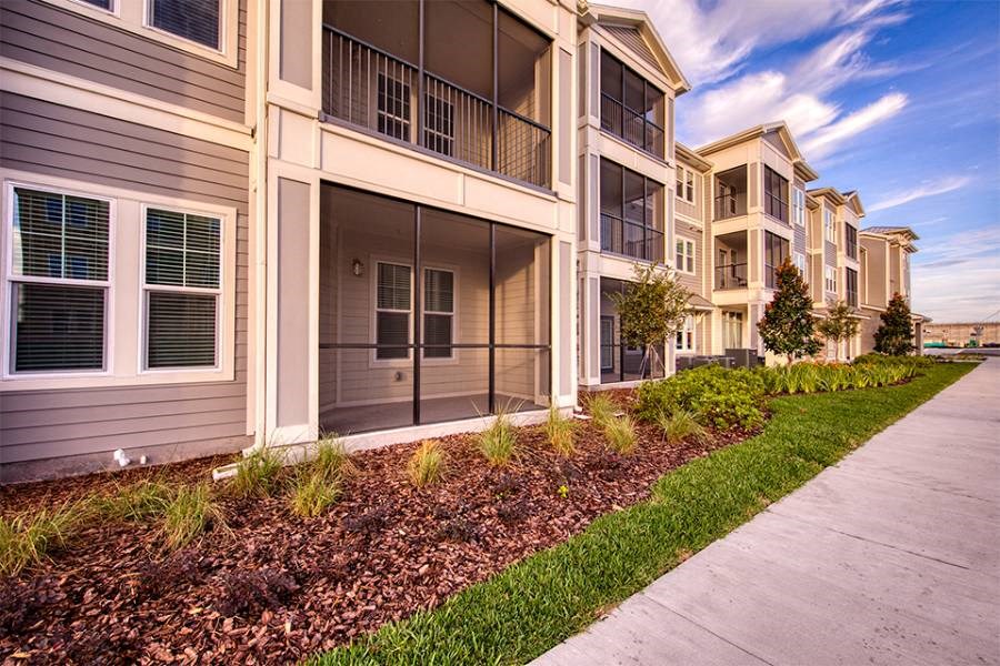 The Lotus at Starkey Ranch apartments in Odessa, FL photo of apartment patios