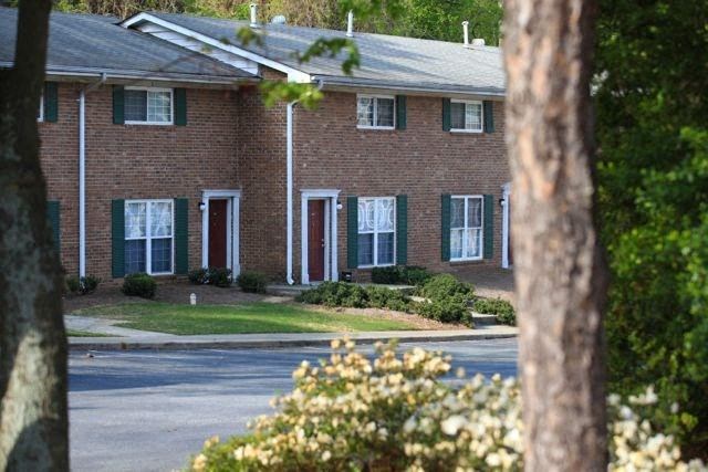 Beacon Ridge College Park Georgia photo of community building