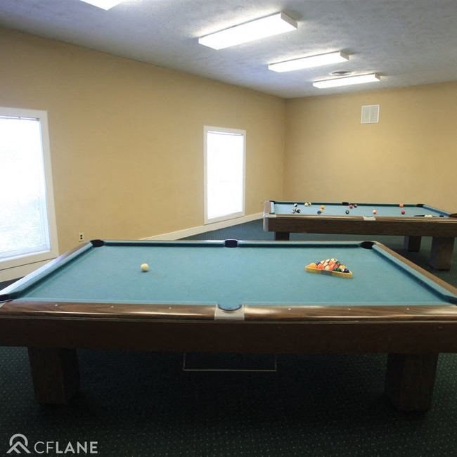 Beacon Ridge College Park Georgia photo of billiards table