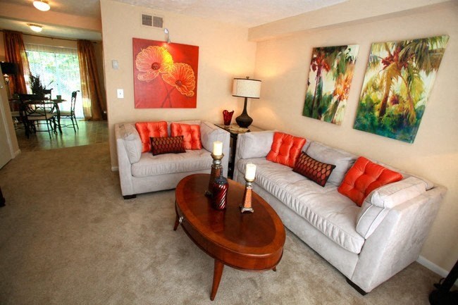 Beacon Ridge College Park Georgia photo of living room