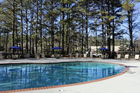 Wyndcliff Galleria Apartments Smyrna Ga Sparkling pool