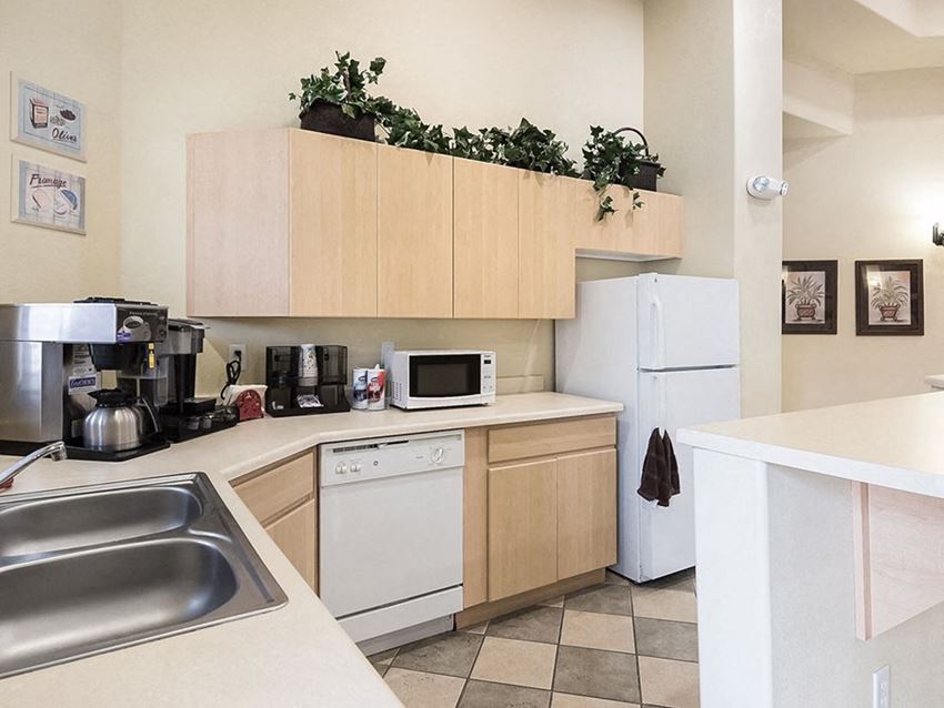Zephyr Pointe Apartments, 10640 N McCarran Blvd, Reno, NV RentCafe