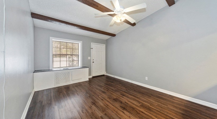 Sherwood Oaks apartments in riverview florida photo of living room with hardwood floors