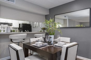 Enclave At Lake Ellenor